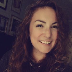 Meet your Posher, Carrie